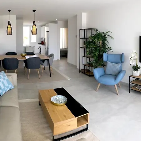 Luxury Secure Chic-hideaway In With Sun-drenched Terrace, & Gym * La Cala De Mijas