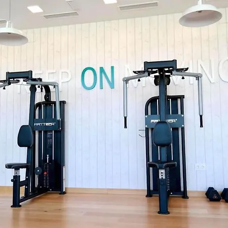 Luxury Secure Chic-hideaway In With Sun-drenched Terrace, & Gym Apartamento